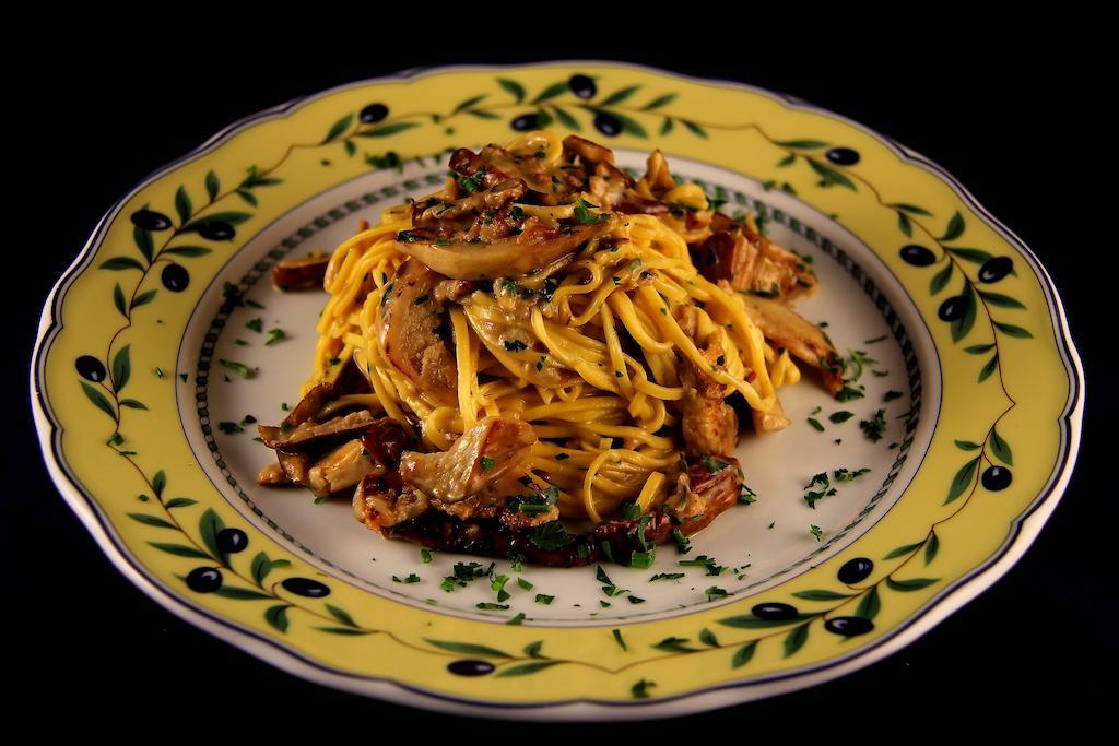 La Favorita Apricale B&B & Ristorante Екстериор снимка